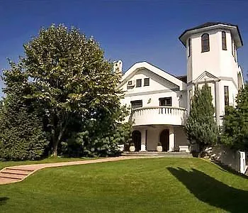 Belvedere Guest house